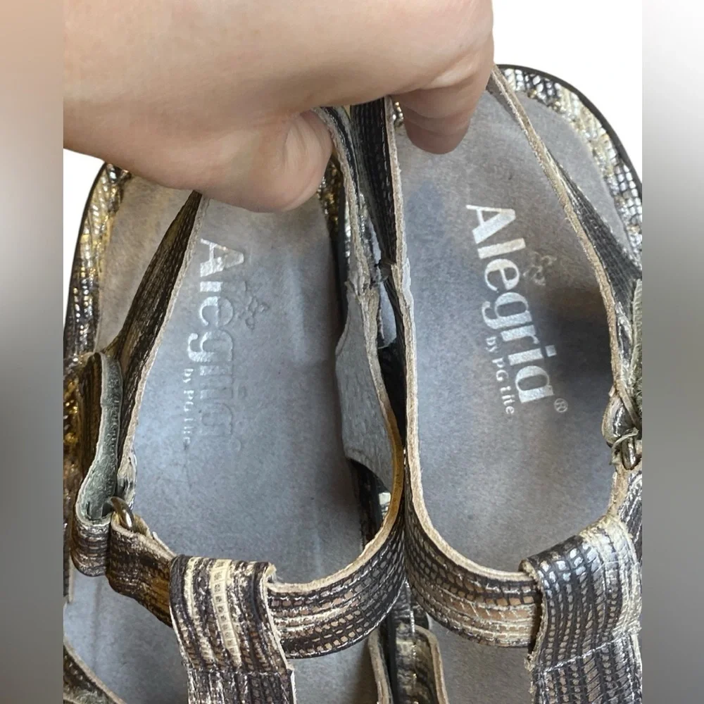 Alegria Kleo Silver Leather Wrapture Sandal Women’s Size 37 Eu or 7-7.5 U.S.